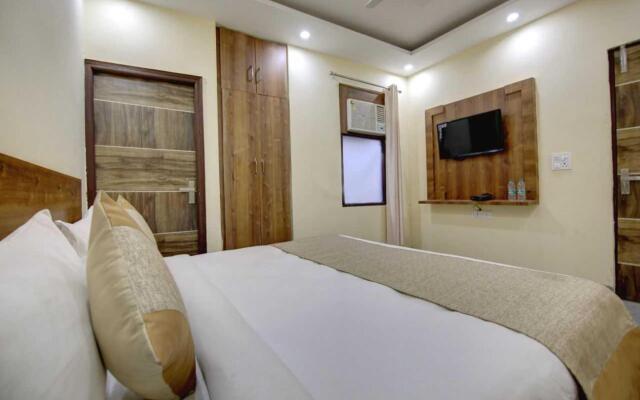 Oyo 701269 Royal View