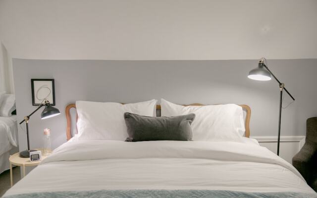 Hyde Park Family Retreat