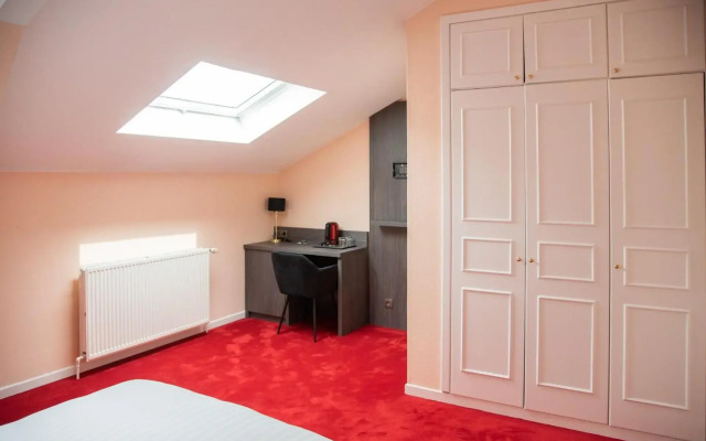 La Bourse Hotel