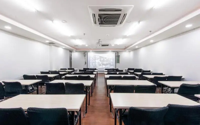 Hanting Hotel (Xi'an Jixiang Road)
