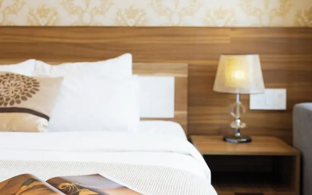 TTR Vincent Hotel
