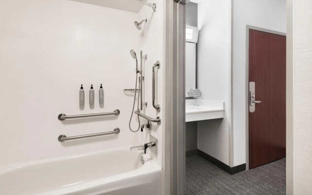 Courtyard by Marriott Burlington