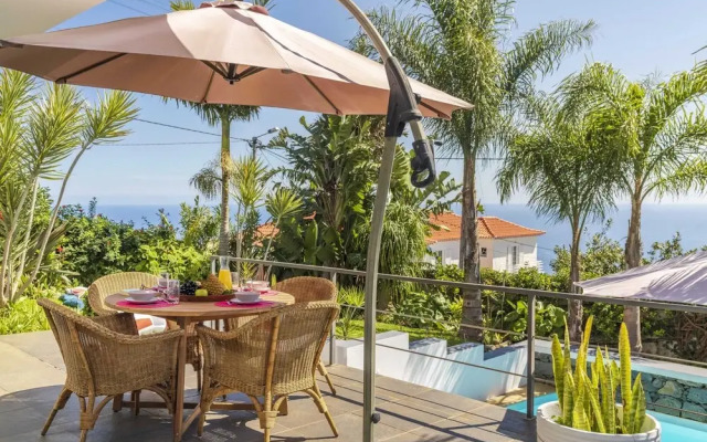 Pool, Garden and sea View - Villa Hibiscus