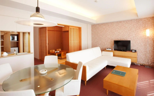 Izumigo, AMBIENT Tateshina Hotel