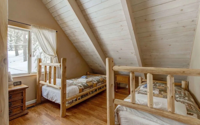 Quintessential Tahoe Cabin