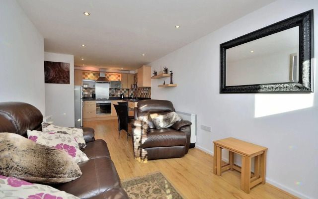 Racecourse Serviced Apartments