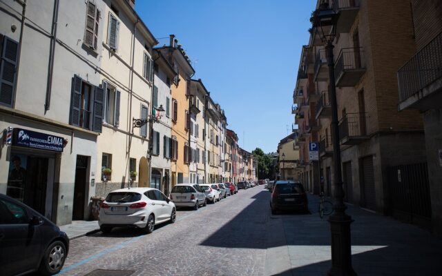 Centro Storico Oltretorrente Apartment