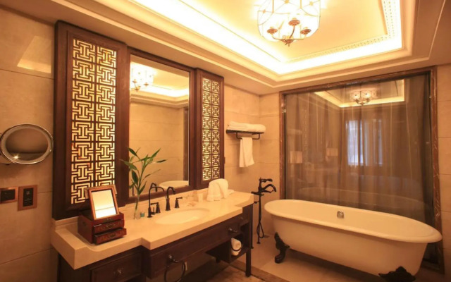 Dockside Boutique Hotel