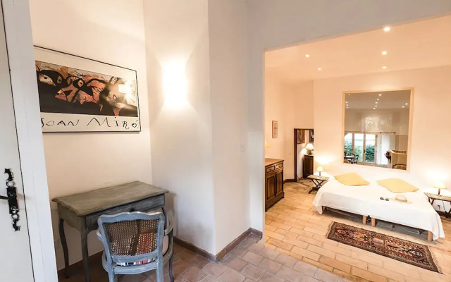 Le Prieuré Saint Martial