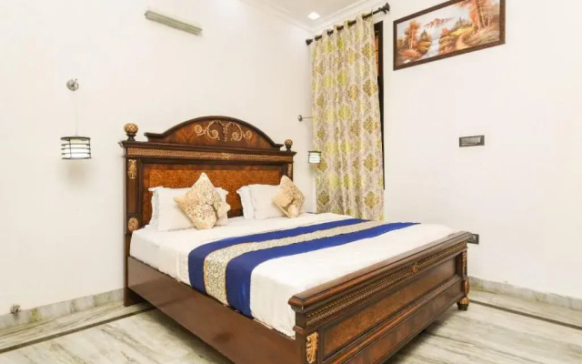 Home Feeling Accomodation By OYO Rooms
