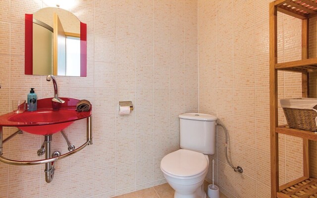Nice Home in Liznjan With Wifi and 7 Bedrooms