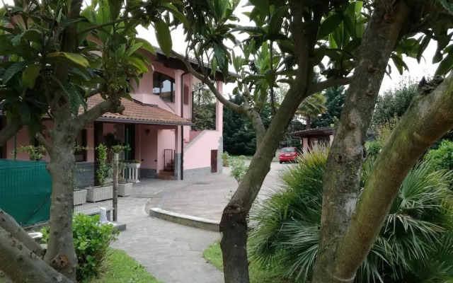 Villa Rosy B&B