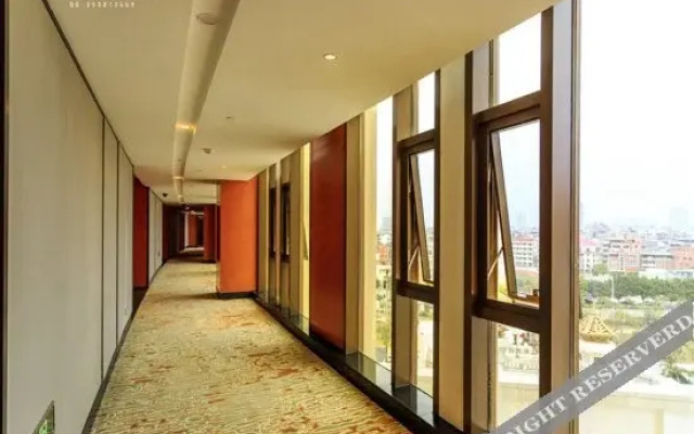 Royal Seaside Hotel and Hot Springs Xiamen