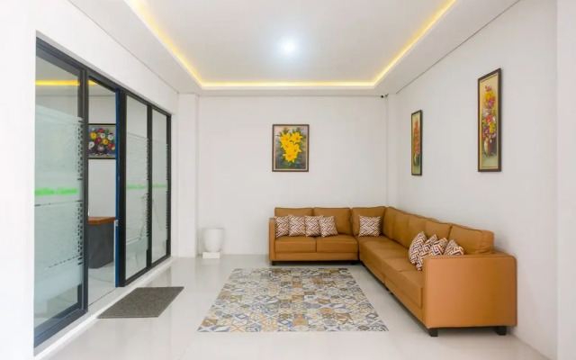 Urbanview Syariah near Stadion Manahan Solo