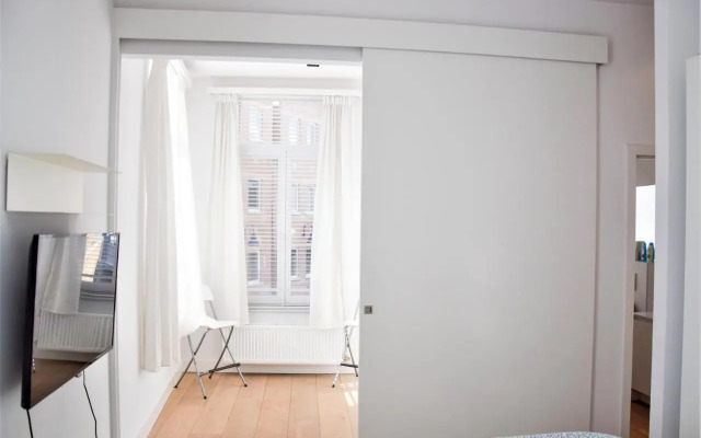 Light Modern Apartment in the Heart of Antwerp
