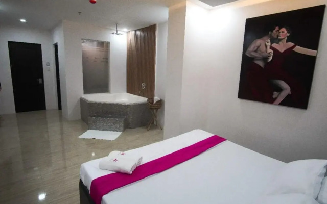 OYO 1030 AI Hotel