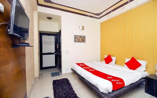 Hotel brijwasi palace