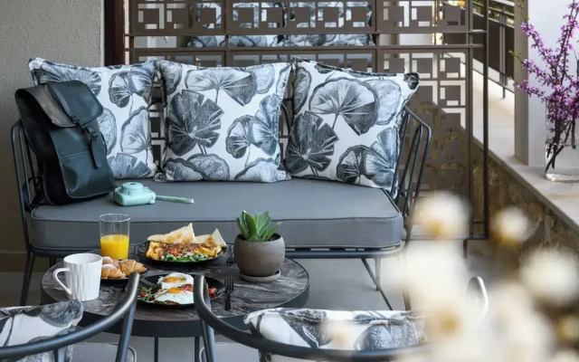 Epineio Comfort Living