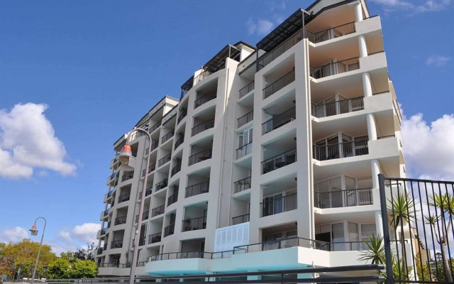 Goldsborough Place Apartments