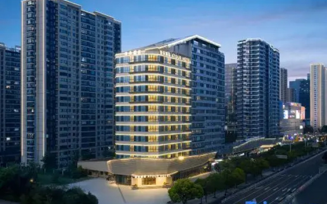 Xuzhou Yunlong Wanda, Heping Avenue Atour Hotel