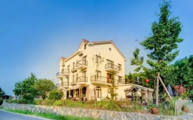 Zhuji Fengqing Hostel