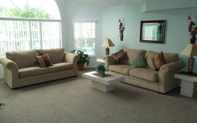 Florida Deluxe Villas, Condos, & Homes