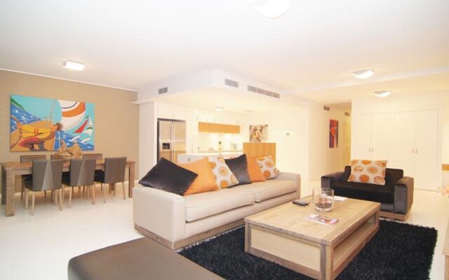 Peninsula Airlie Beach