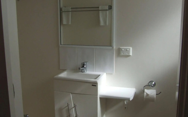 Tiaro Tourist Stopover