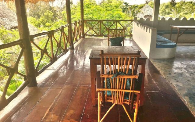 Moonshine Villa