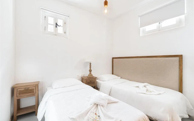 Syros village suites