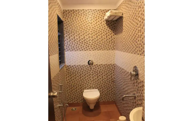 JK Rooms 103 Loharkars Hotel