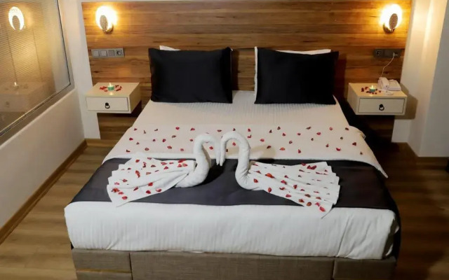 The Skylind Otel