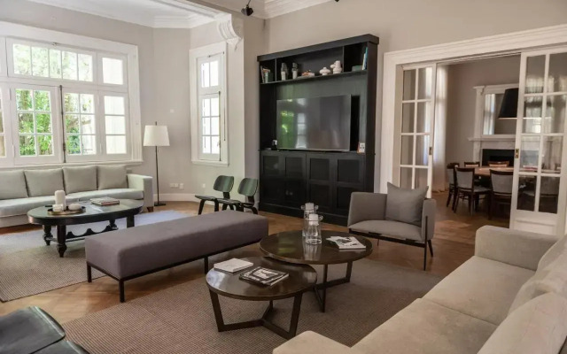 Villa Julia Suites & Resorts