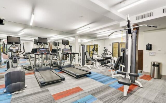 Lavish Suites At Bel Air