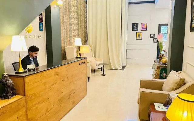 Swan Suites