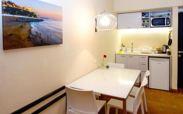 Herzeliya Studio Apartment