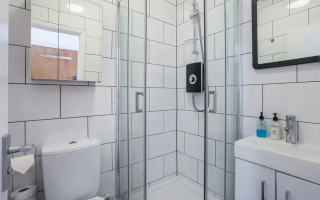 Modern & Clean Apartment Soho & Carnaby