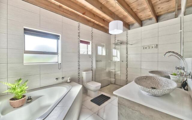 Easy Going Beach House