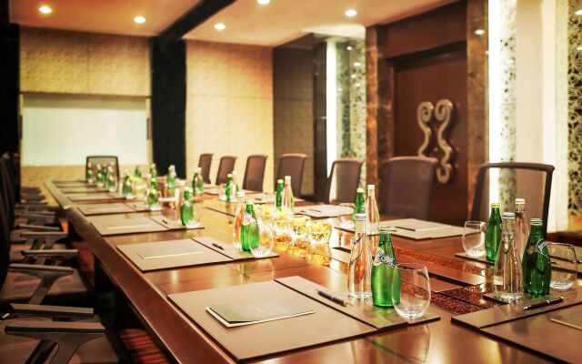 Sofitel Philippine Plaza Manila