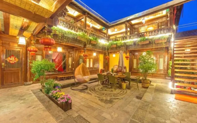 Lijiang South of Cloud Boarder Inn