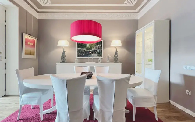 Stay U-nique Apartments Urquinaona