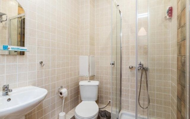 Английский Дом Апарт Отель