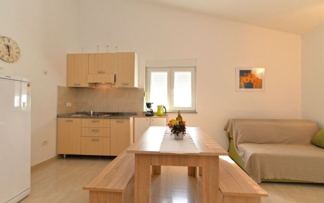 Apartment 1773