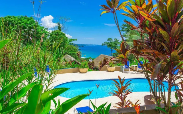 The Island Hub at Red Frog Beach Resort