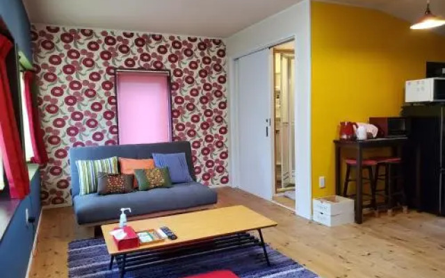 Mrs. Maroulla's HOUSE