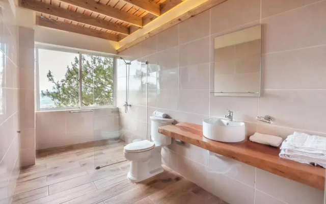 Paradise Retreat With Stunning Views in Jarabacoa