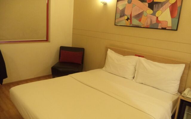 Red Fox Hotel East Delhi