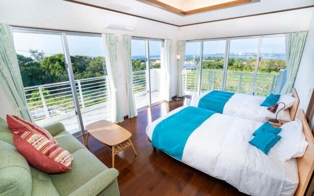 Blue moon in Sesokojima