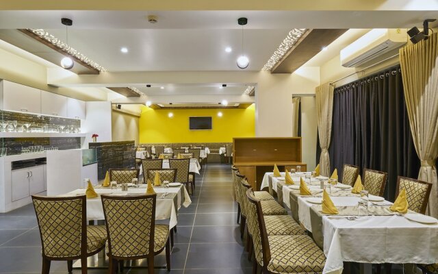 Hotel 3 Leaves Kolhapur