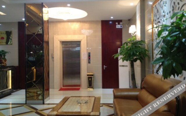 Yangguang Fashion Apartment (Baiyun Avenue Bei'an Huahui Branch)